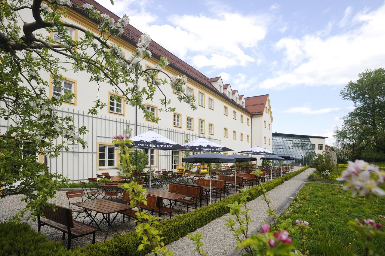 Kapuzinerhof Seminar- Und Kongresshotel 라우펜 외부 사진