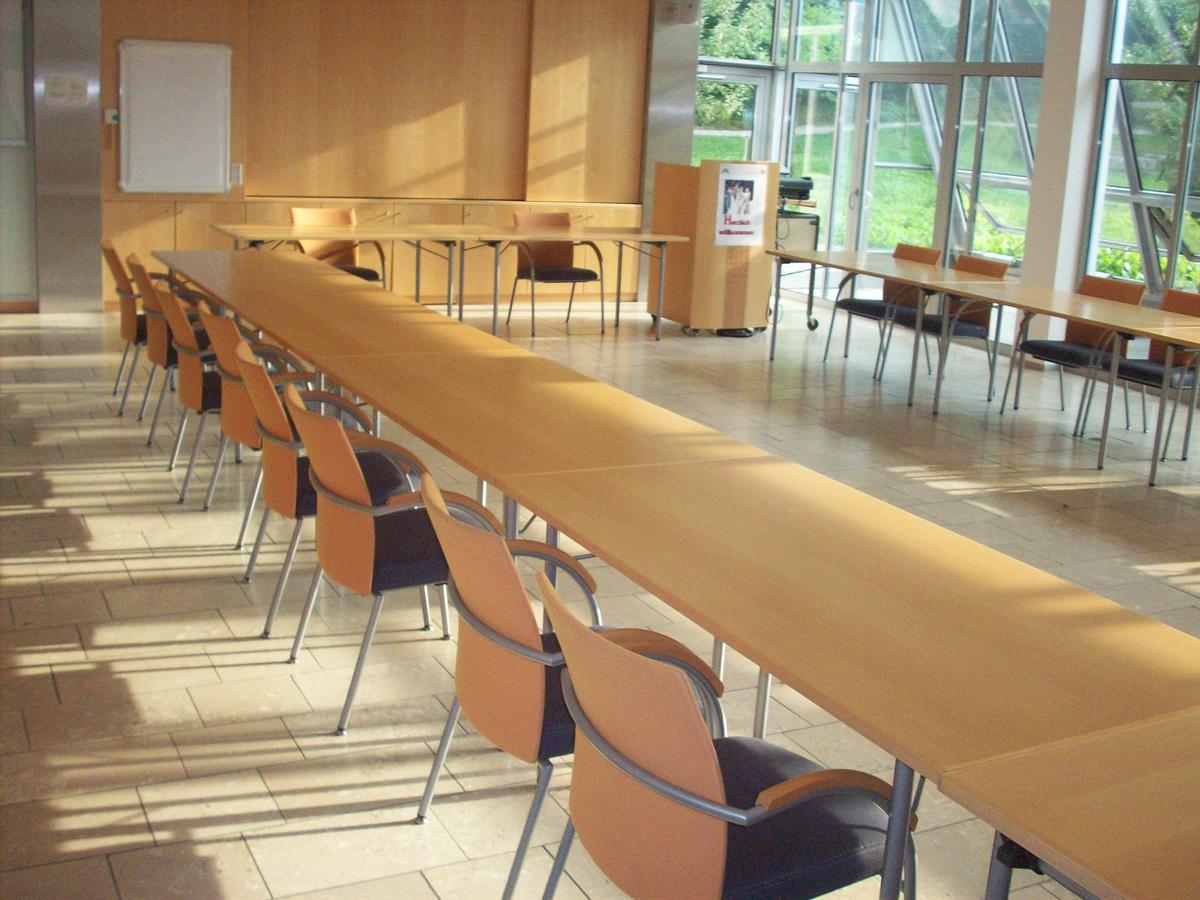 Kapuzinerhof Seminar- Und Kongresshotel 라우펜 외부 사진